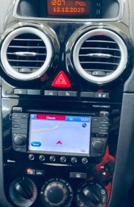 Used Vauxhall Corsa 2011 for sale - 76937445: Photo 4