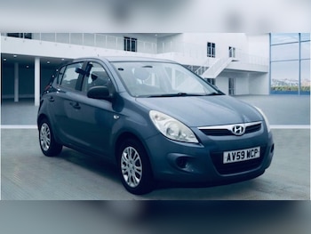 Used Hyundai i20 2009 for sale - 76605198: Photo