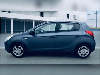 Used Hyundai i20 2009 for sale - 76605198: Photo