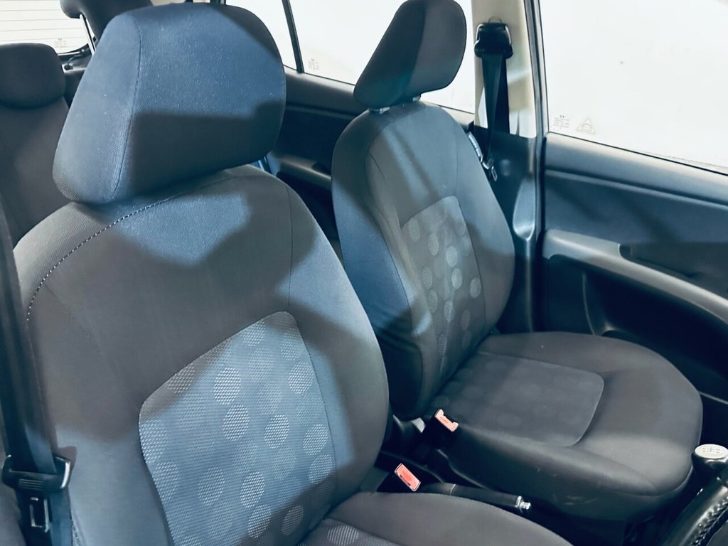 Used Hyundai i10 2010 for sale - 77680570: Photo 11