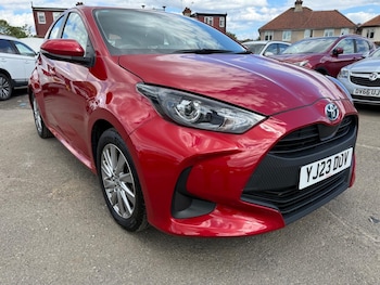 Used Toyota Yaris 2023 for sale - 79338980: Photo