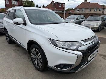 Used Mitsubishi Outlander 2019 for sale - 79369620: Photo