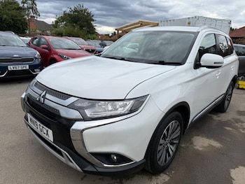 Used Mitsubishi Outlander 2019 for sale - 79369620: Photo