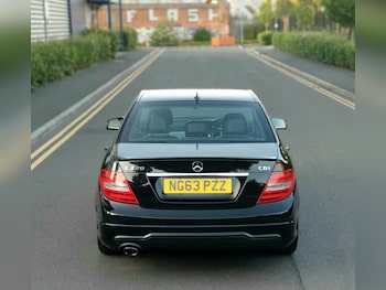 Used Mercedes-Benz C-Class 2014 for sale - 75144643: Photo
