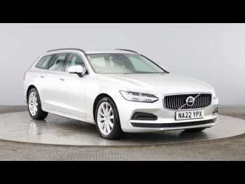 2022 - Momentum, B4 mild hybrid (Park Camera) 5-Door