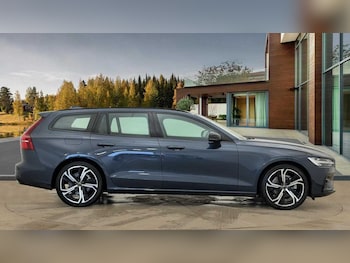 Used Volvo V60 2025 for sale - 77225079: Photo