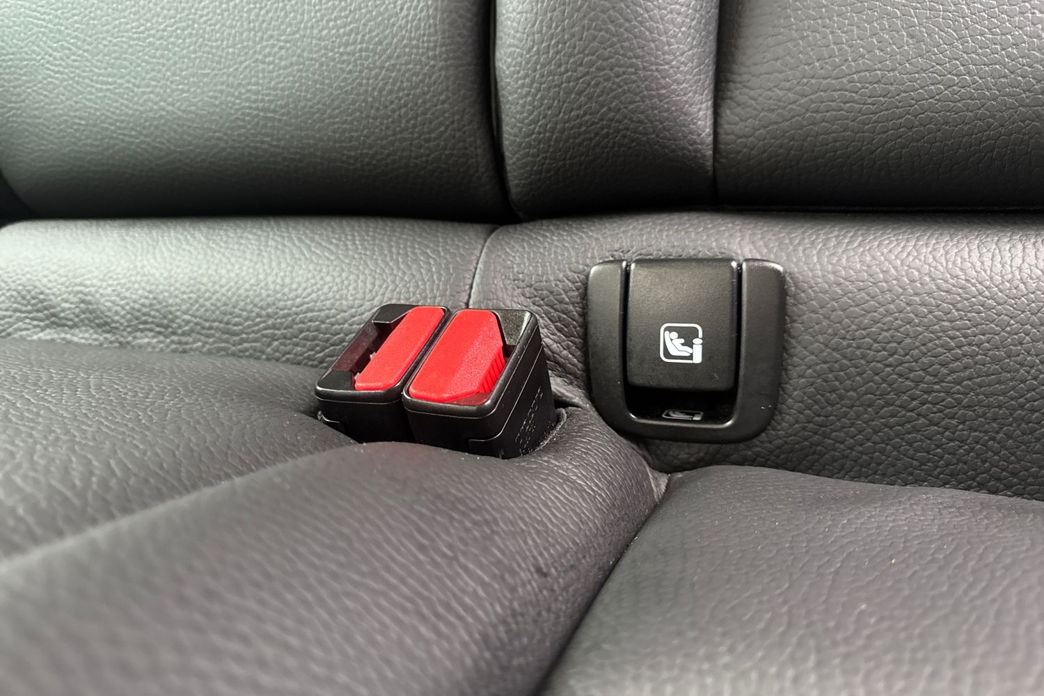 Used Volvo V60 2025 for sale - 77225079: Photo 35