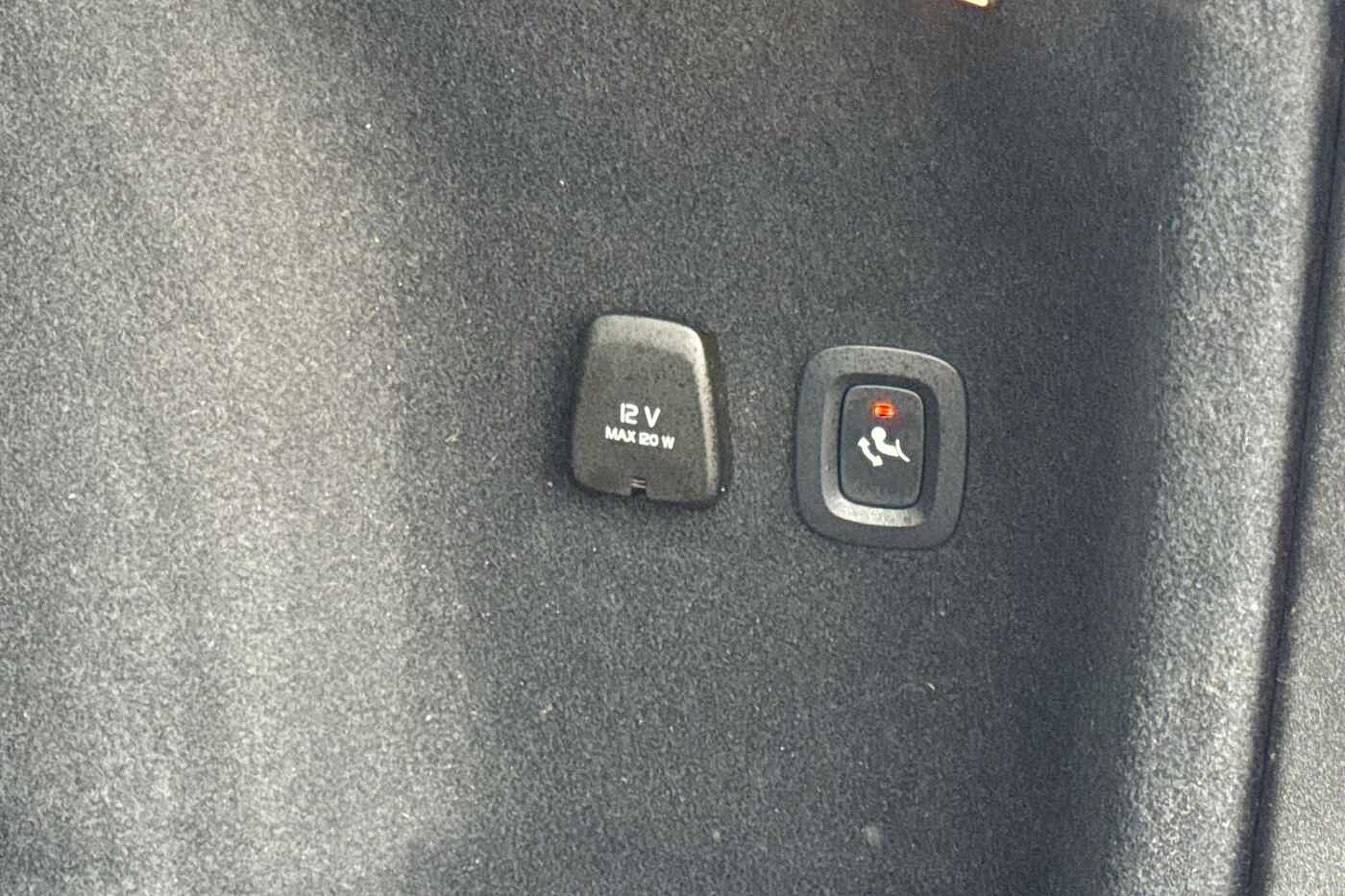 Used Volvo V60 2025 for sale - 77225079: Photo 36