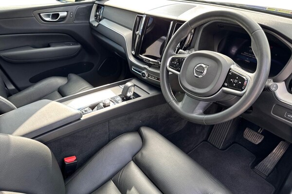 Used Volvo XC60 2022 for sale - 75829008: Photo 10