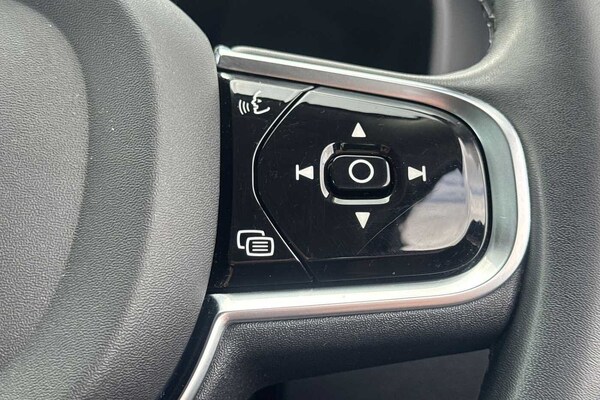 Used Volvo XC60 2022 for sale - 75829008: Photo 12