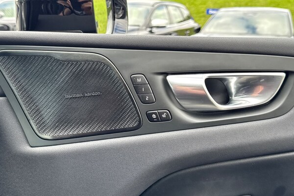 Used Volvo XC60 2022 for sale - 75829008: Photo 29