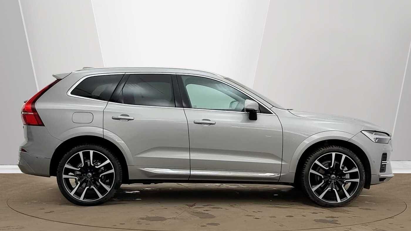 Used Volvo XC60 2025 for sale - 77702718: Photo 2