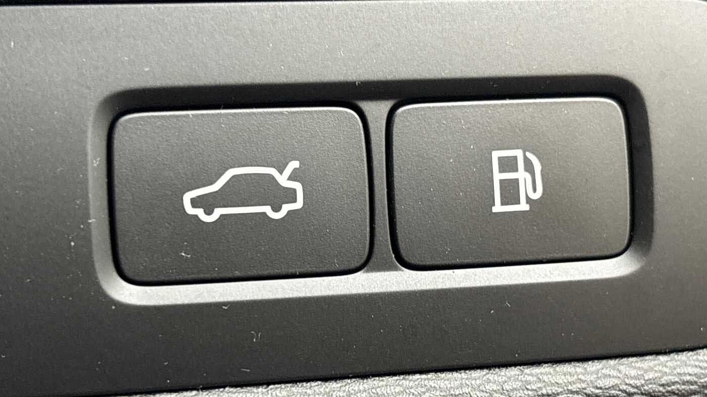 Used Volvo XC60 2025 for sale - 77702718: Photo 30