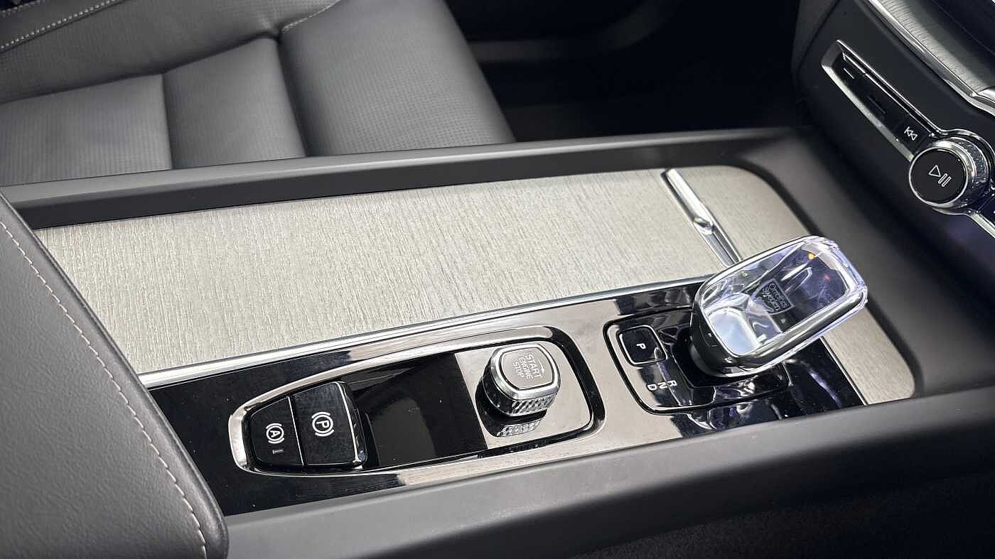 Used Volvo XC60 2025 for sale - 77702718: Photo 32