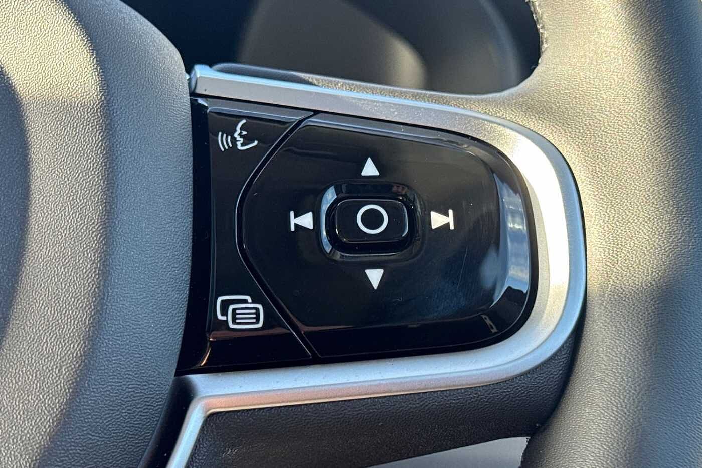 Used Volvo XC90 2025 for sale - 76145902: Photo 12