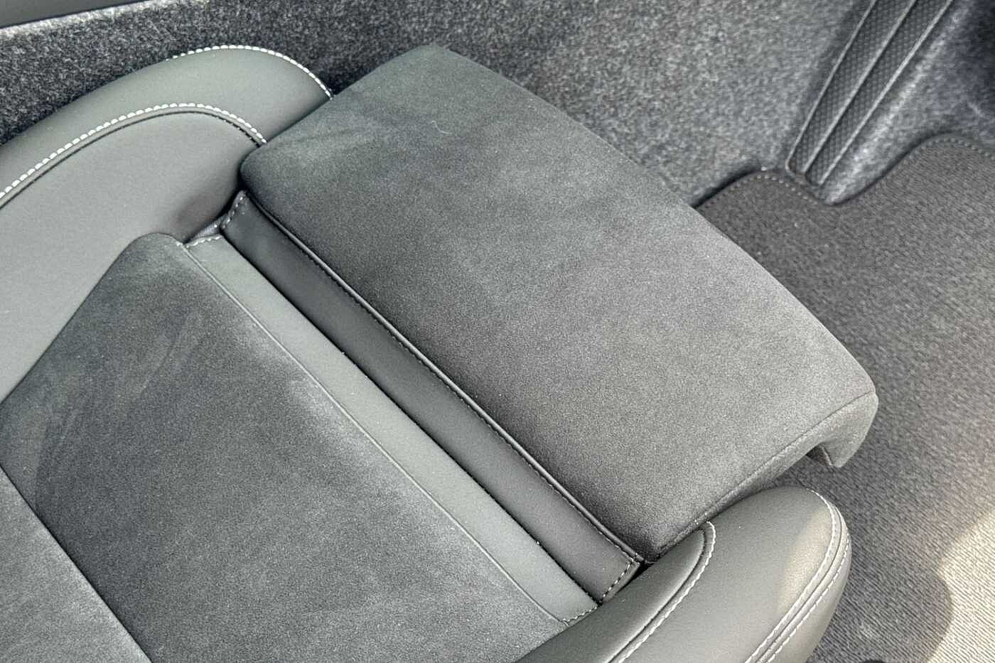 Used Volvo XC40 2025 for sale - 76221840: Photo 33