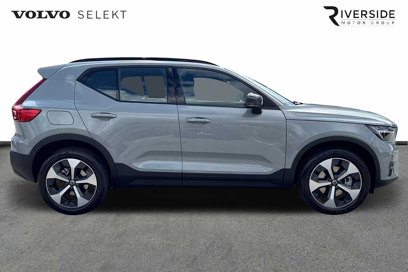 Used Volvo XC40 2025 for sale - 76221840: Photo 4