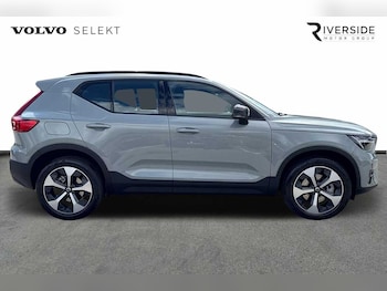 Used Volvo XC40 2025 for sale - 76221840: Photo 4