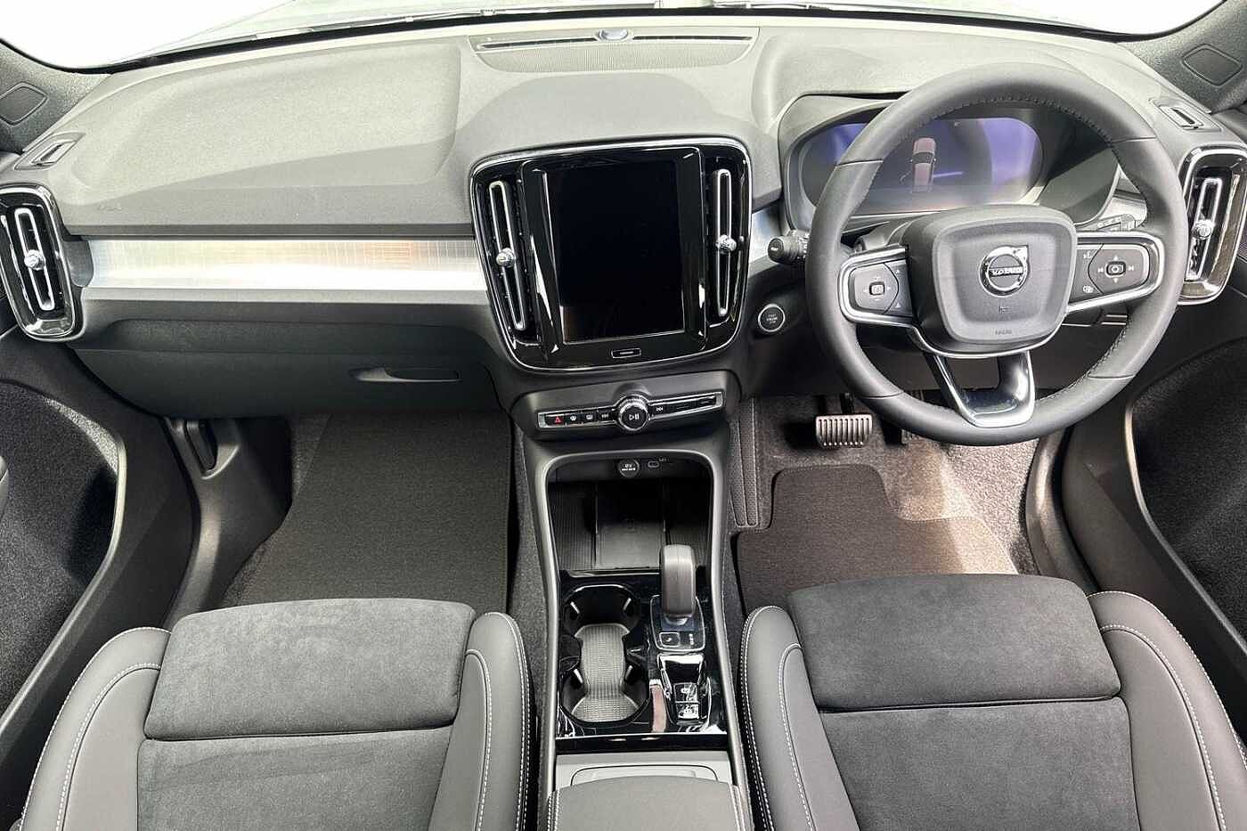 Used Volvo XC40 2025 for sale - 76221840: Photo 6