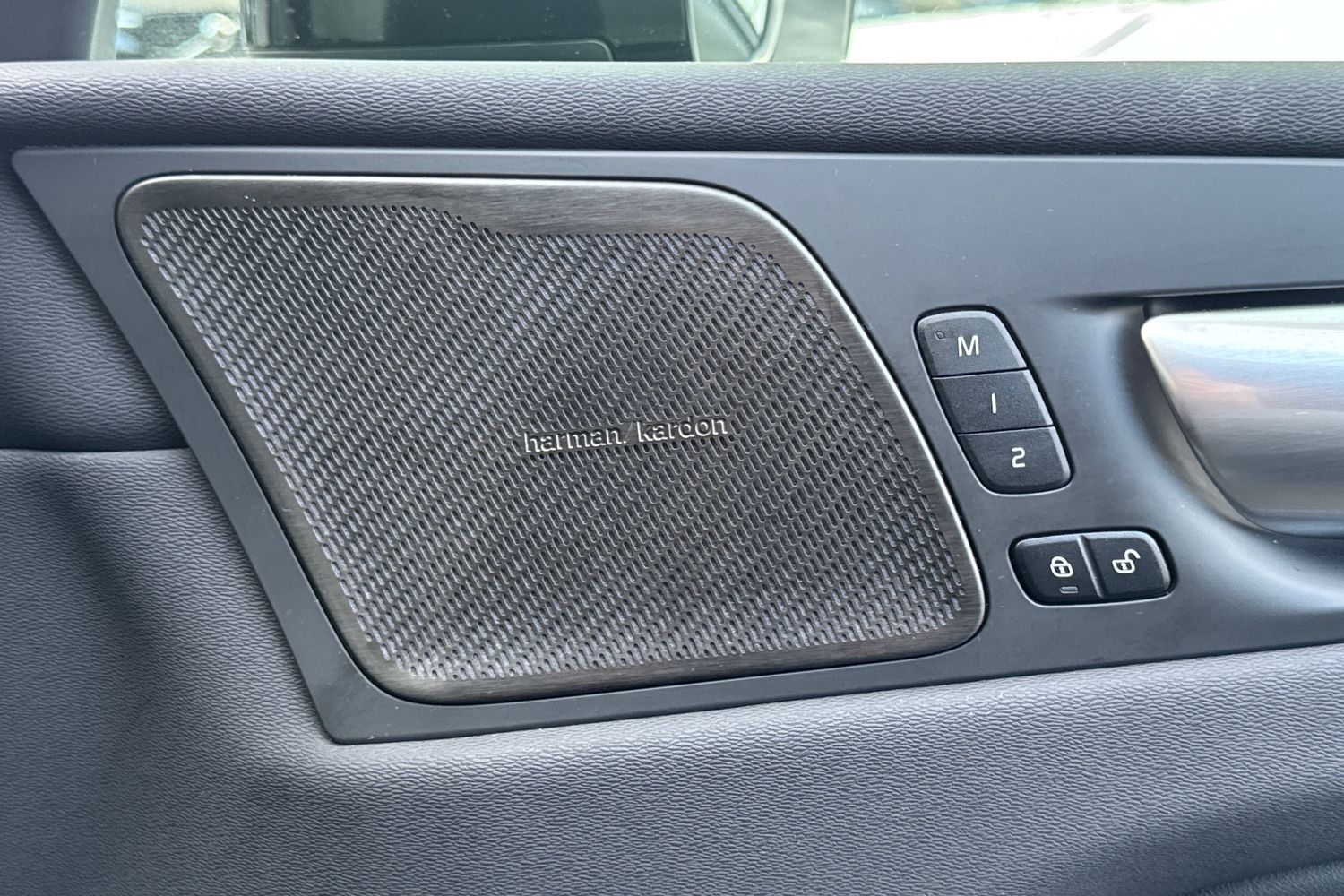 Used Volvo XC60 2024 for sale - 76172306: Photo 35