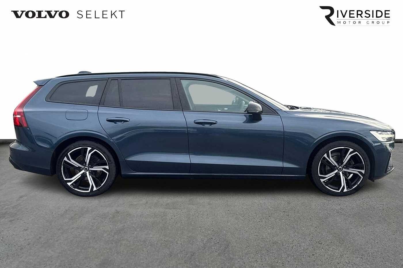 Used Volvo V60 2022 for sale - 76709505: Photo 5