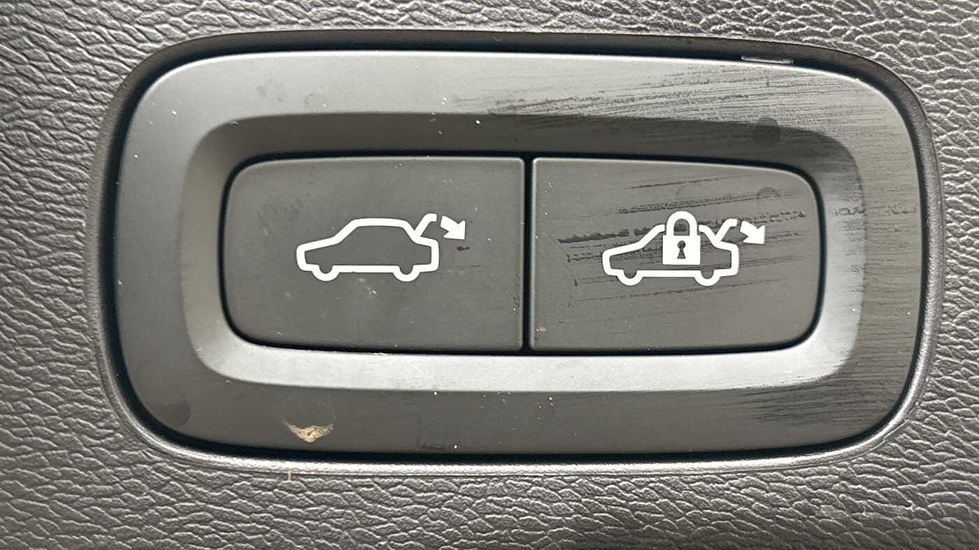 Used Volvo XC60 2025 for sale - 77732553: Photo 19