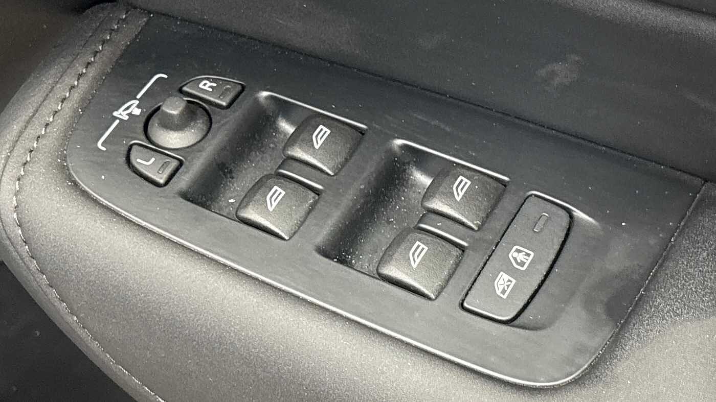 Used Volvo XC60 2025 for sale - 77732553: Photo 25