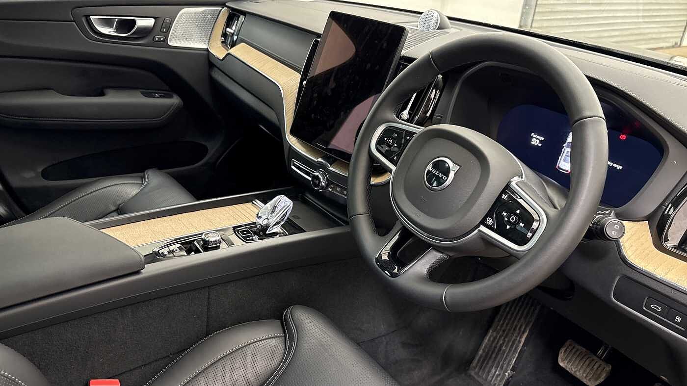 Used Volvo XC60 2025 for sale - 77732553: Photo 9
