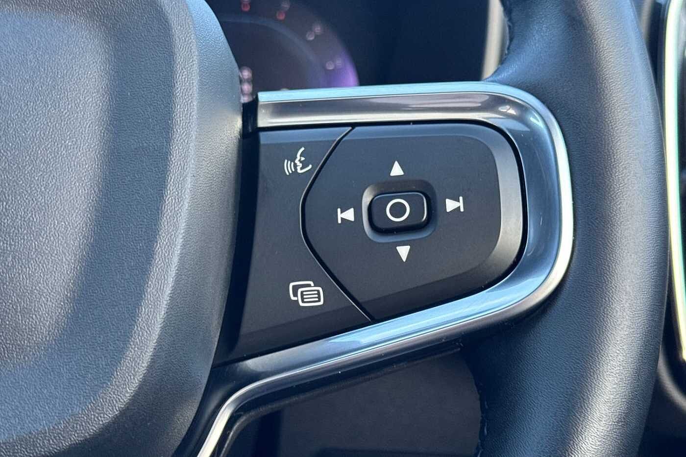 Used Volvo XC40 2023 for sale - 76415059: Photo 12