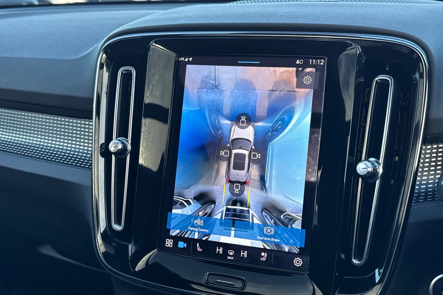 Used Volvo XC40 2023 for sale - 76415059: Photo 16