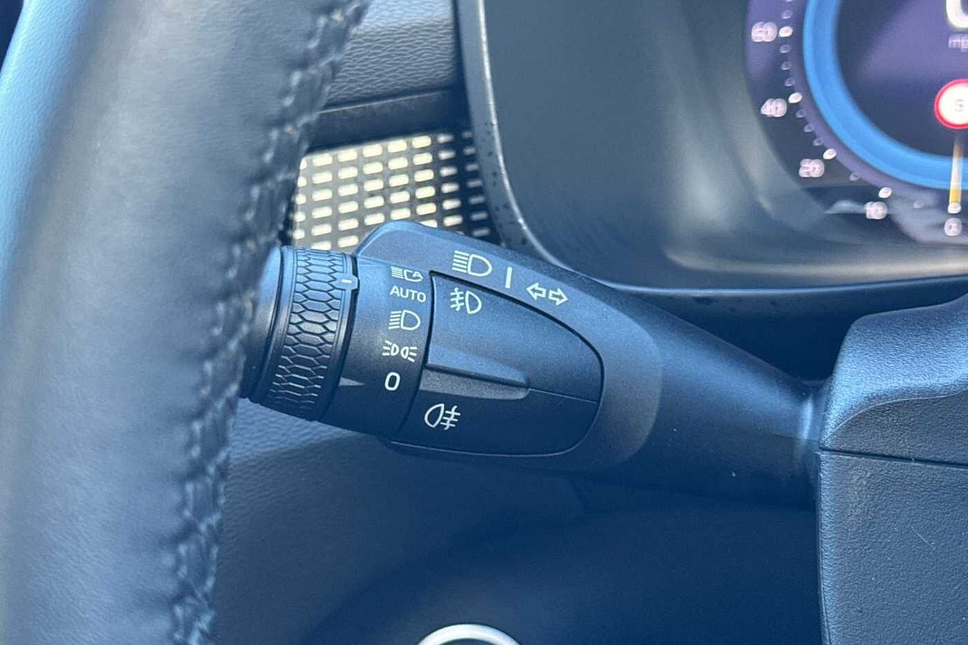 Used Volvo XC40 2023 for sale - 76415059: Photo 27