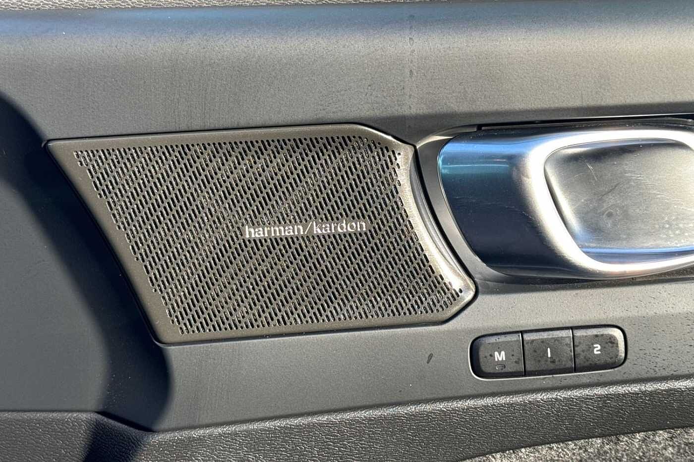 Used Volvo XC40 2023 for sale - 76415059: Photo 29