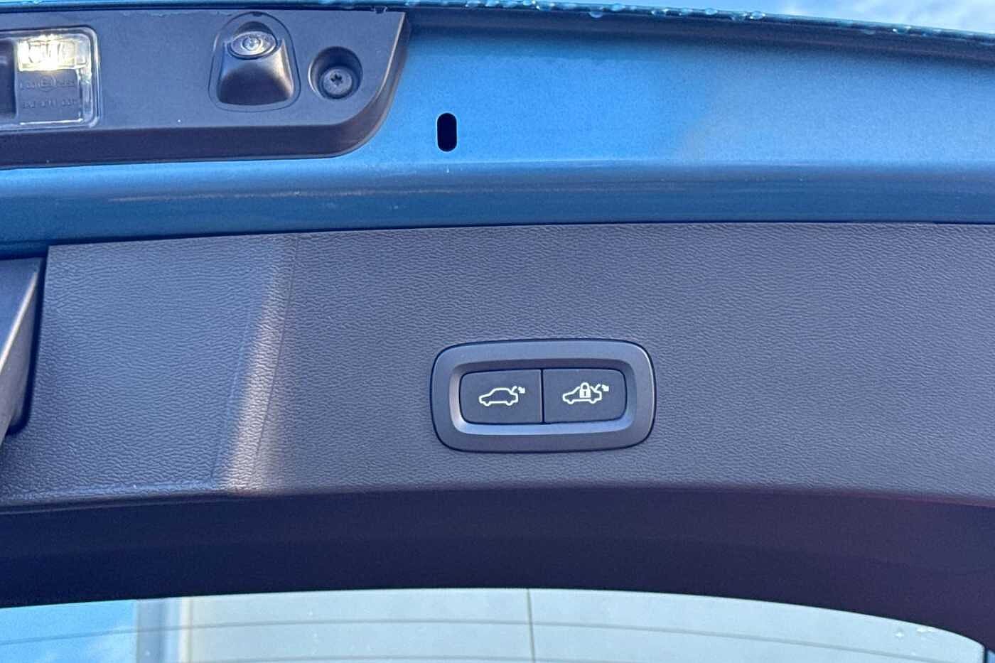 Used Volvo XC40 2023 for sale - 76415059: Photo 38