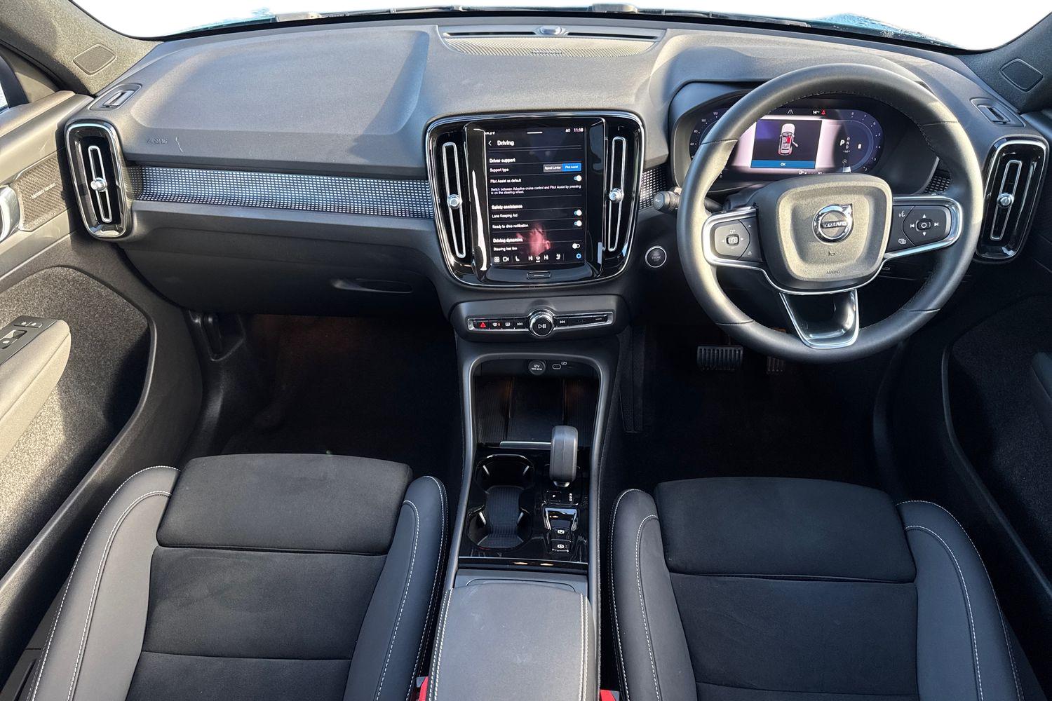 Used Volvo XC40 2023 for sale - 76415059: Photo 6