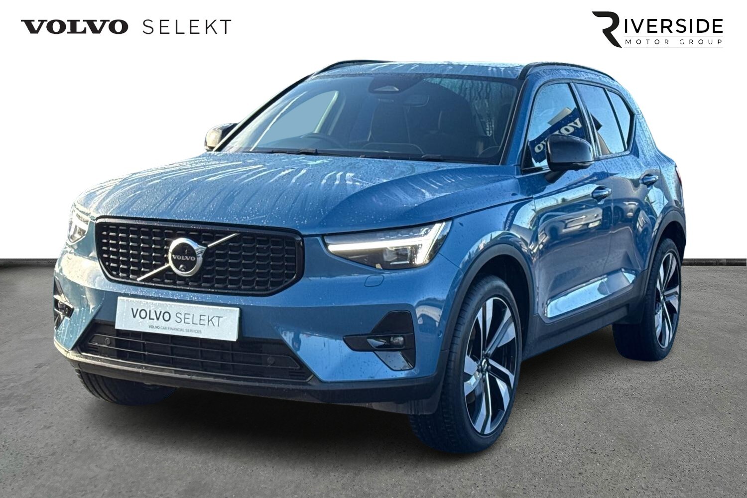 Used Volvo XC40 2023 for sale - 76415059: Photo 9