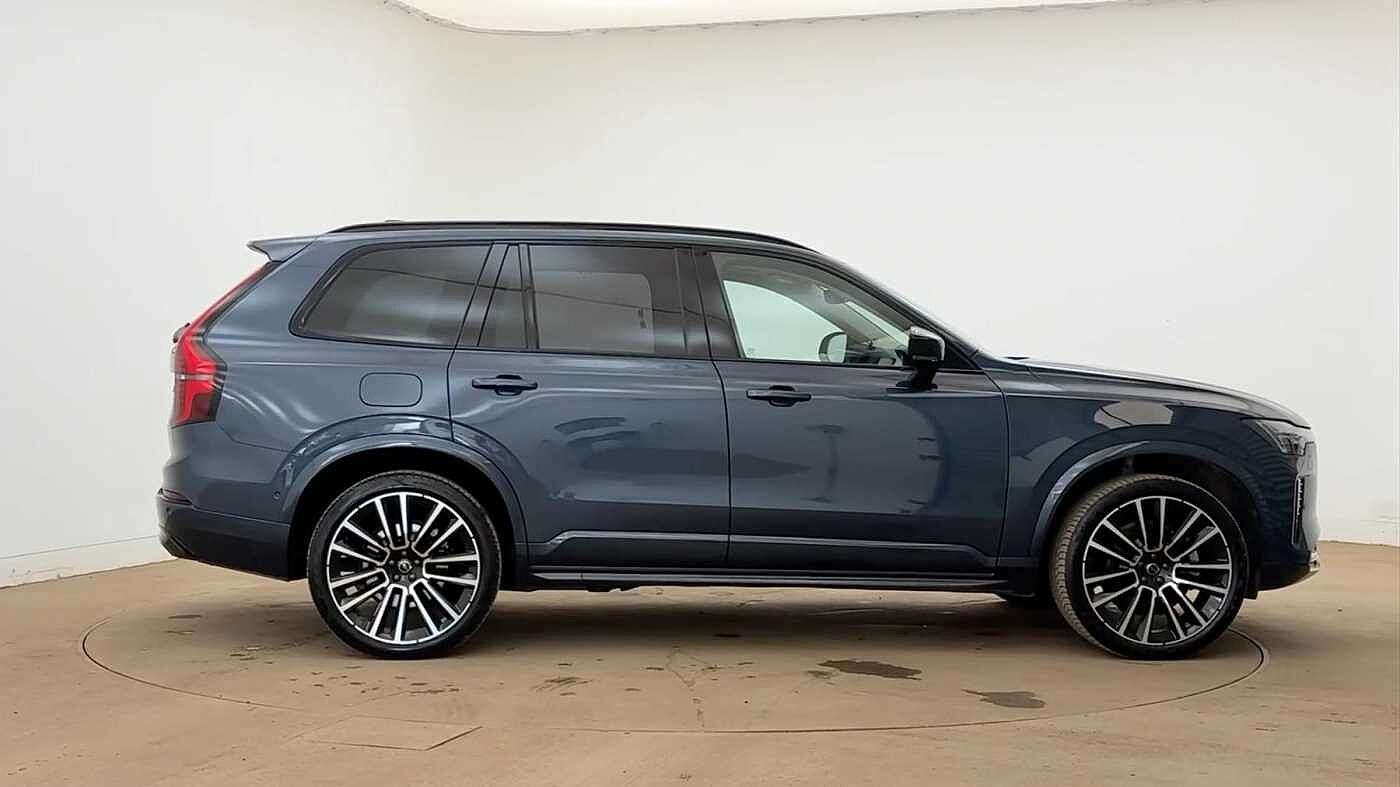 Used Volvo XC90 2025 for sale - 78165784: Photo 2