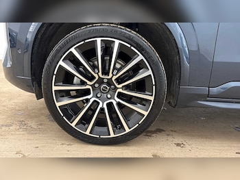 Used Volvo XC90 2025 for sale - 78165784: Photo