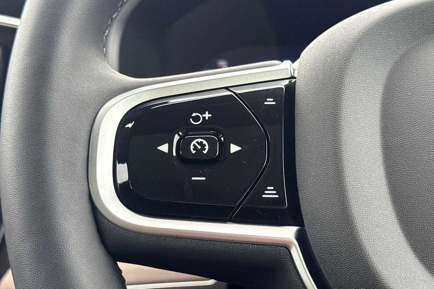 Used Volvo XC90 2025 for sale - 76738104: Photo 11