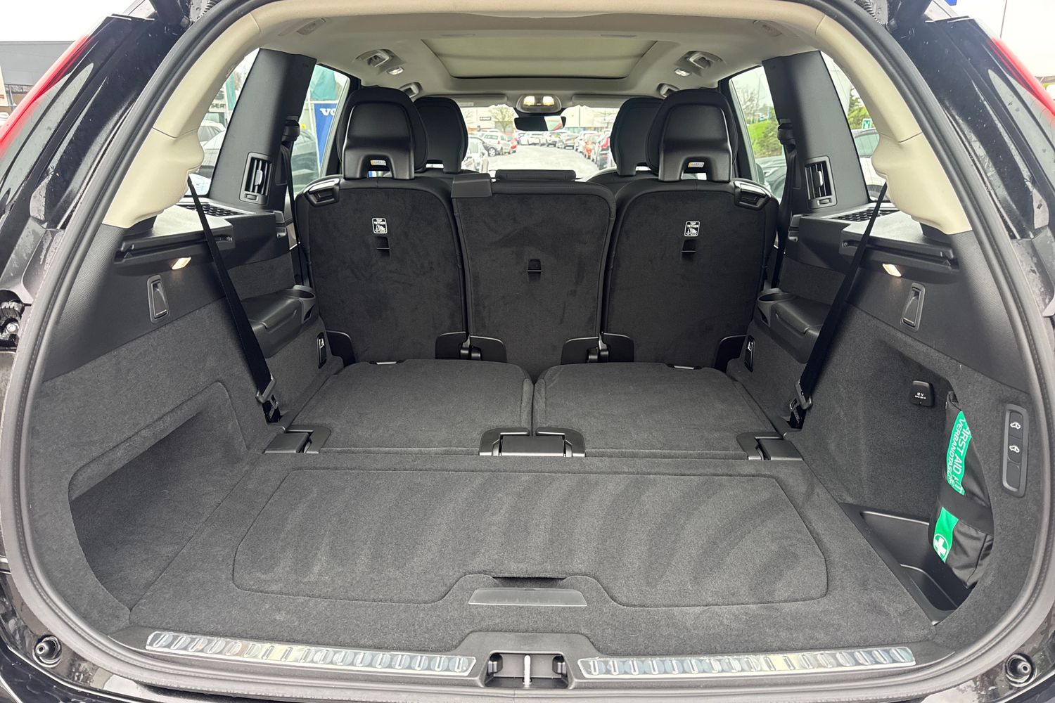 Used Volvo XC90 2025 for sale - 76738104: Photo 8