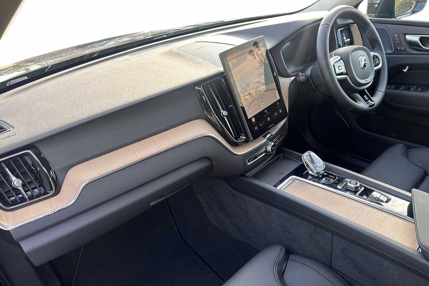 Used Volvo XC60 2026 for sale - 77532073: Photo 2