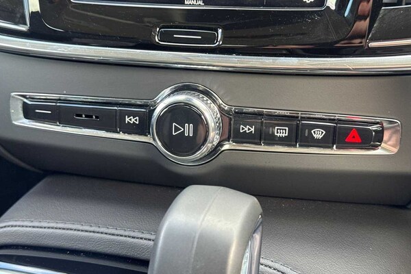Used Volvo V90 2025 for sale - 75501836: Photo 14