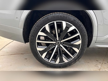 Used Volvo XC90 2025 for sale - 78094678: Photo