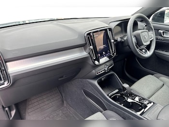 Used Volvo XC40 2023 for sale - 79241236: Photo