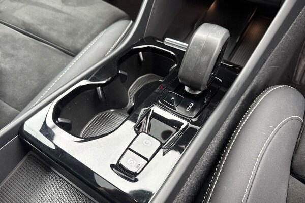 Used Volvo XC40 2023 for sale - 76302457: Photo 13