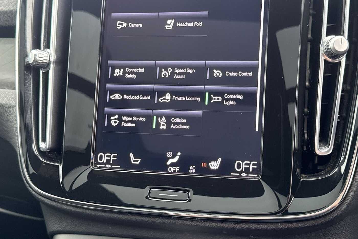 Used Volvo XC40 2023 for sale - 76302457: Photo 23