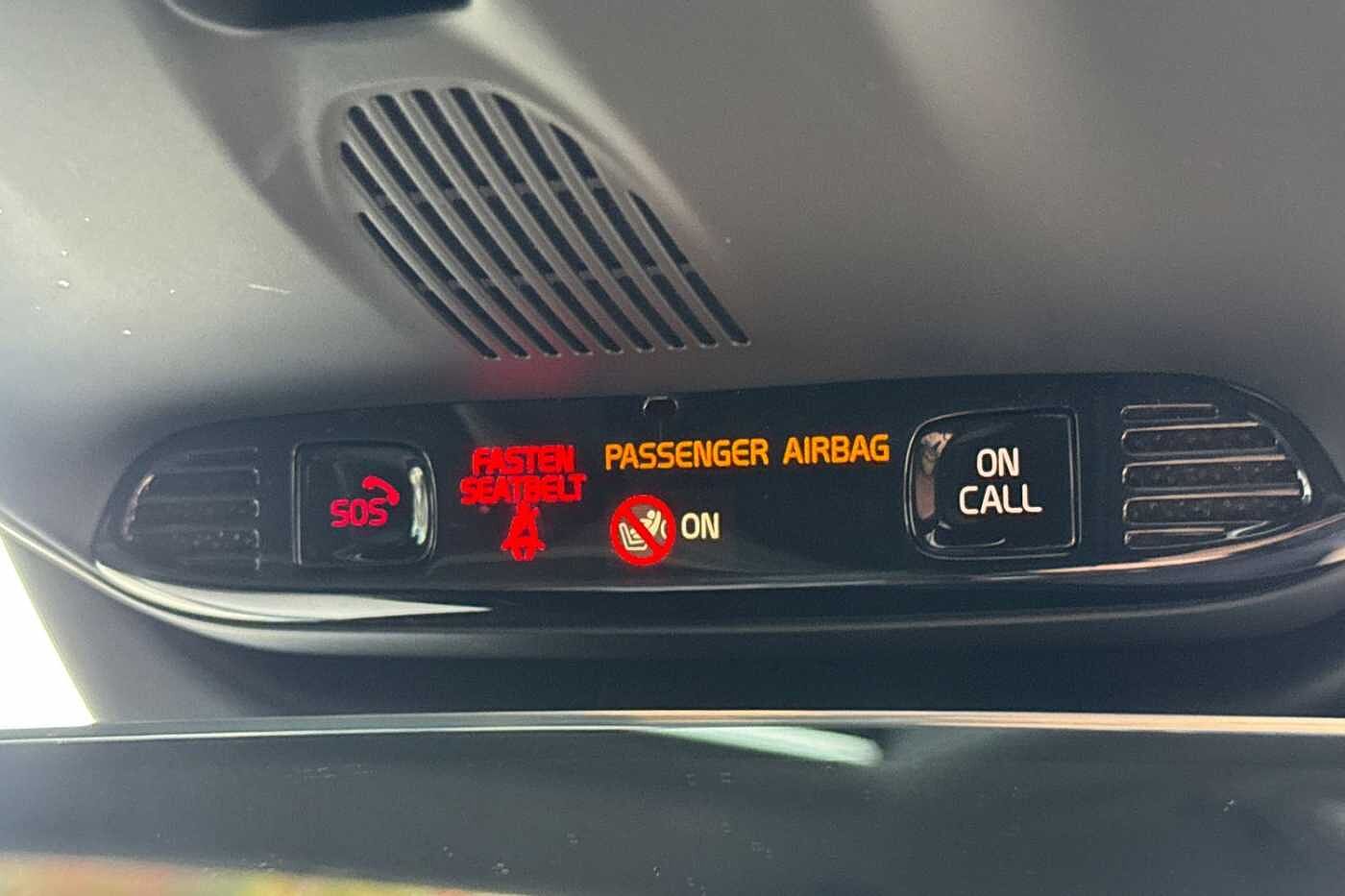 Used Volvo XC40 2023 for sale - 76302457: Photo 29