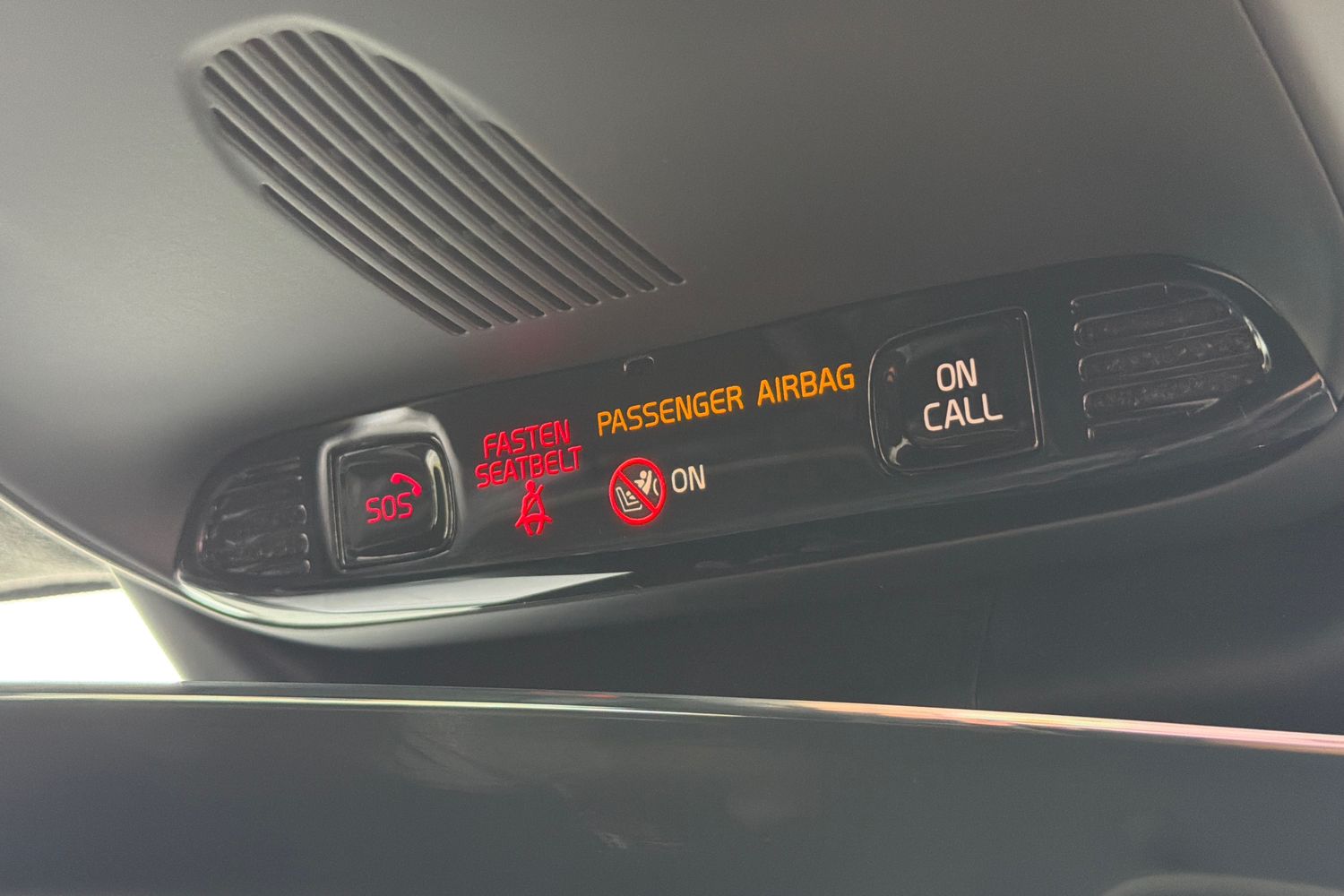 Used Volvo XC40 2021 for sale - 77186232: Photo 32