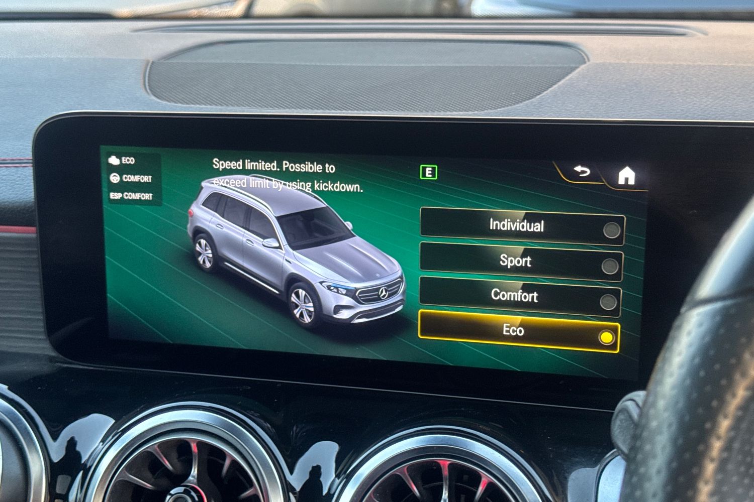 Used Mercedes-Benz EQB 2022 for sale - 76894813: Photo 27