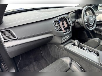 Used Volvo XC90 2022 for sale - 76302465: Photo