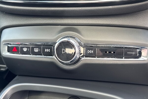 Used Volvo XC40 2024 for sale - 75467669: Photo 14